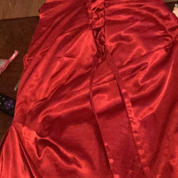 Flirt by Maggie Sottero Red Rose One Shoulder Ruched Prom Dress Size 10 - Picture 6 of 10